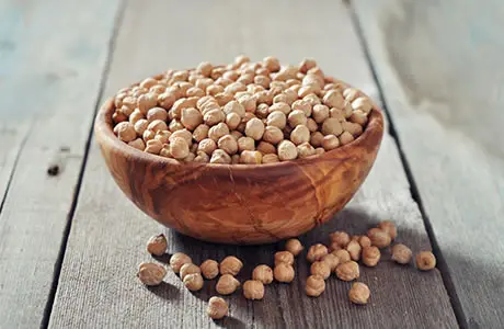 Chickpeas-garbanzo-dried-nutritional-information-calories.webp