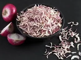 red-onion-flakes.webp